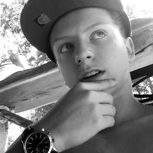 Meet your Posher, Nicholas